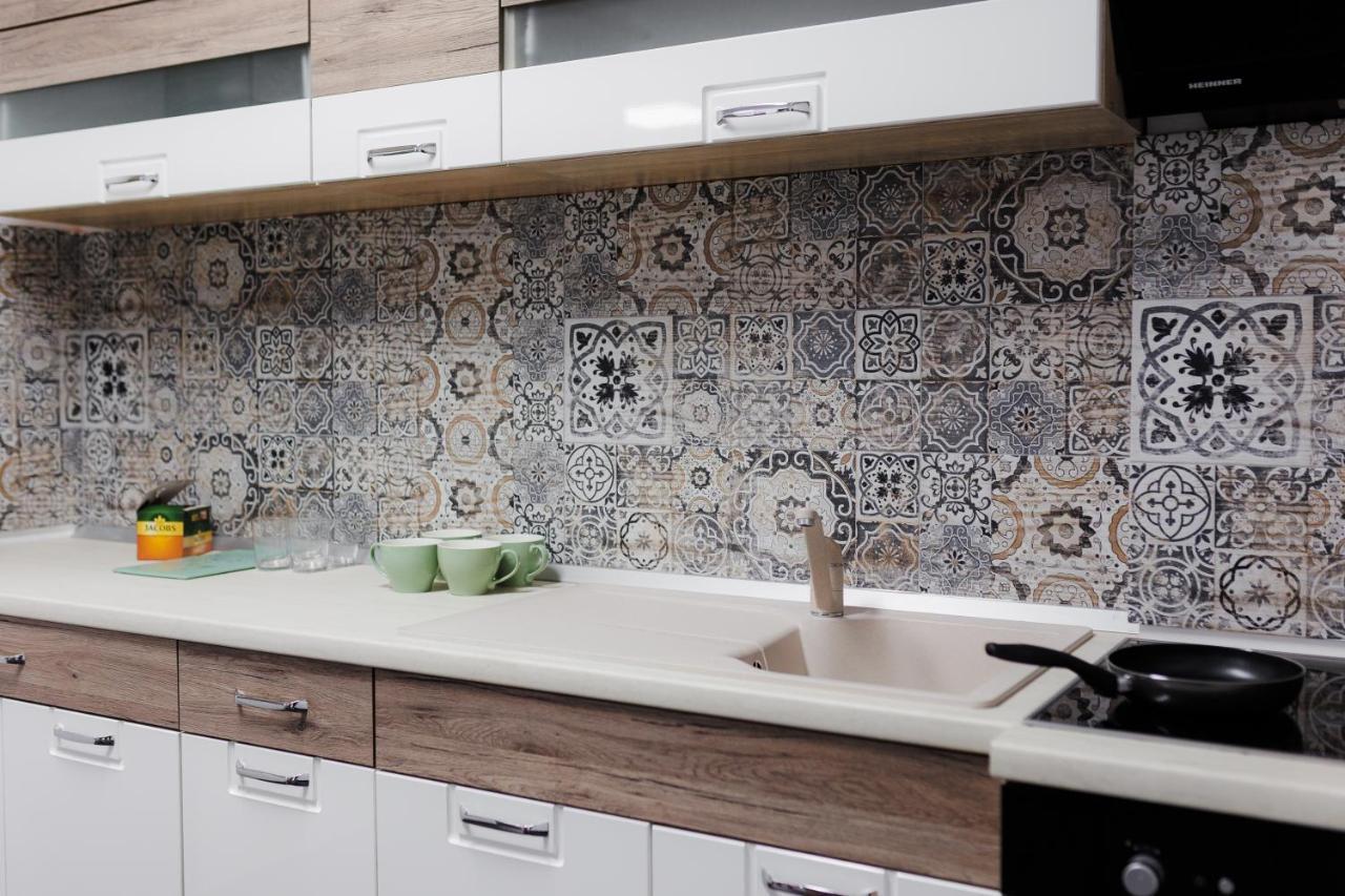 Plaza Apartment Сату-Маре Экстерьер фото