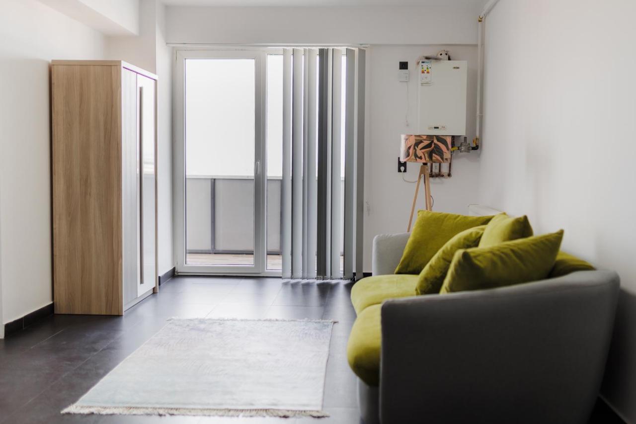 Plaza Apartment Сату-Маре Экстерьер фото