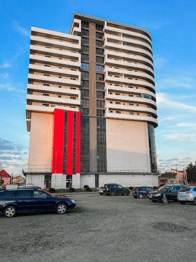 Plaza Apartment Сату-Маре Экстерьер фото