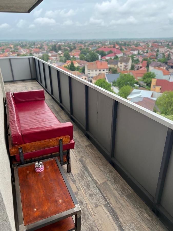 Plaza Apartment Сату-Маре Экстерьер фото